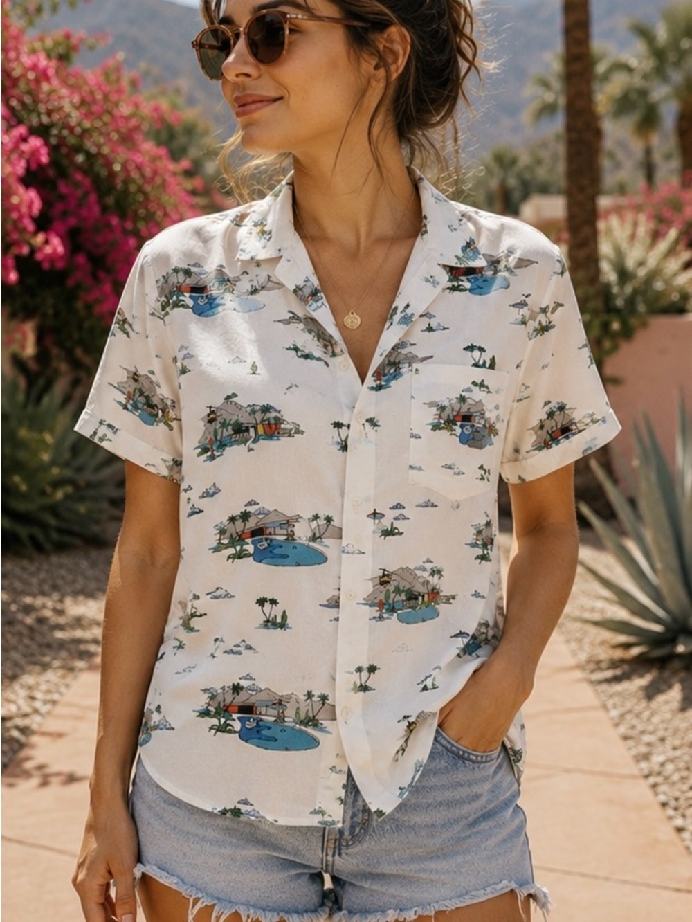 Vans Vintage Palm Springs Resort Print Rayon Button-Up White Small